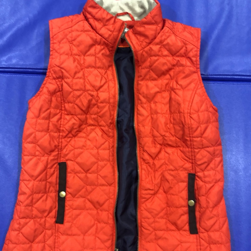 Bass medium orange vest